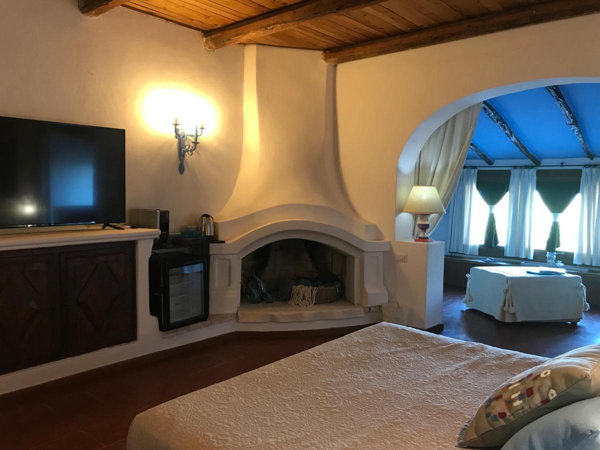 Palmasera Charming Suites Cala Gonone Extérieur photo