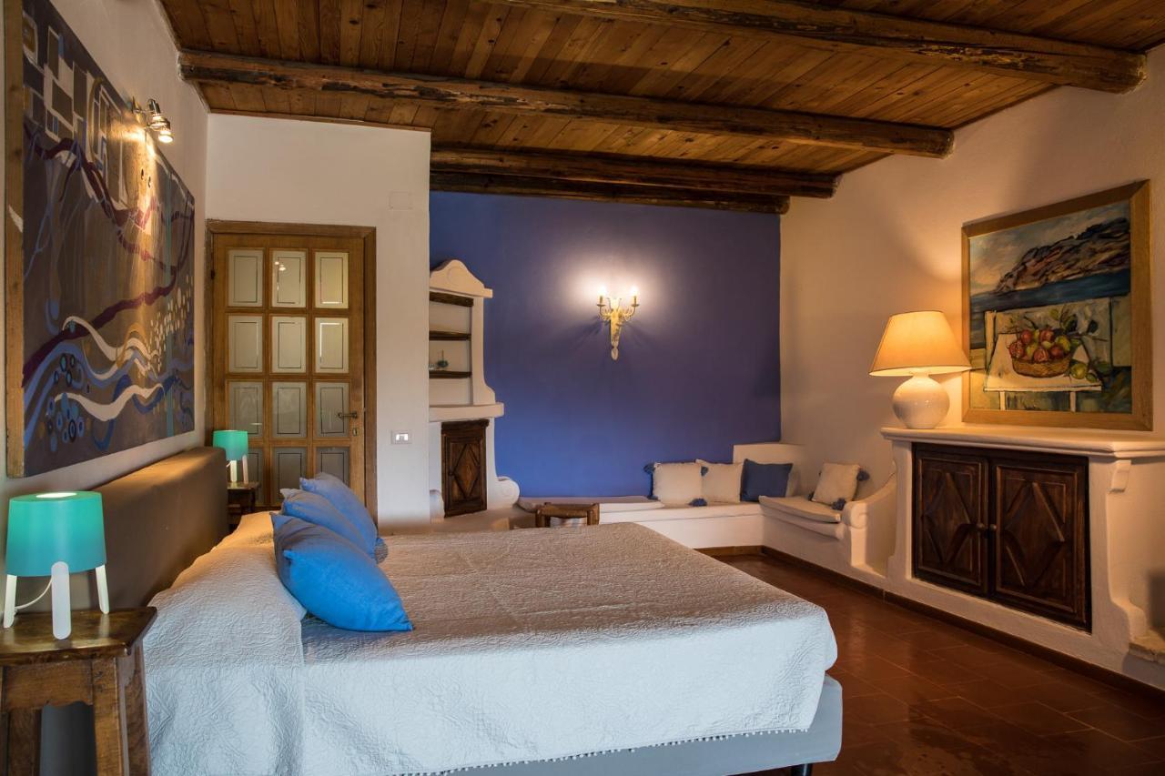Palmasera Charming Suites Cala Gonone Extérieur photo